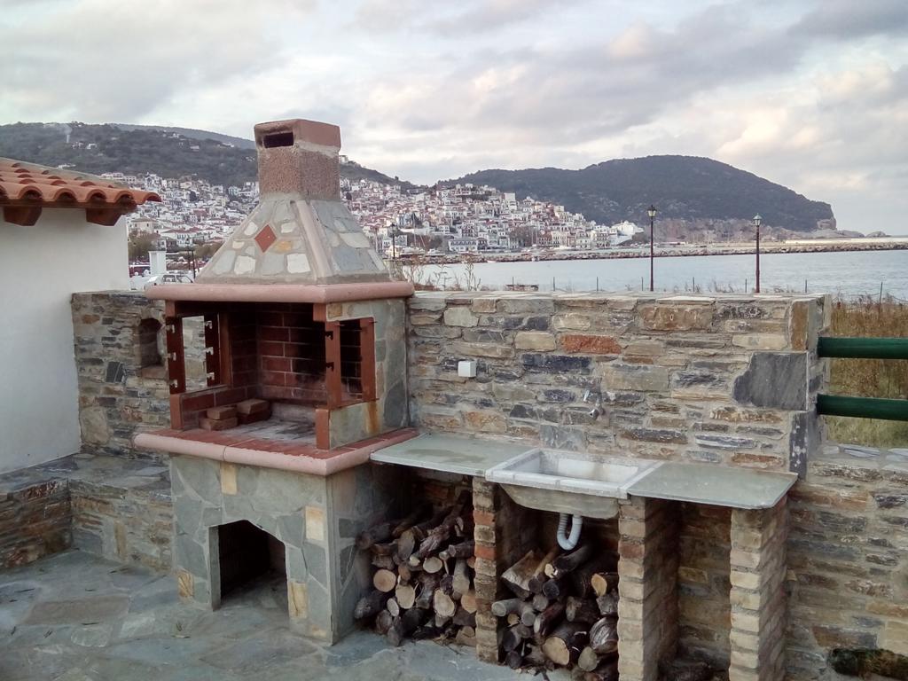 Antonios Skopelos Studios Apartments Exterior photo