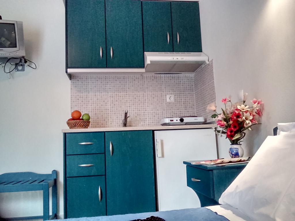 Antonios Skopelos Studios Apartments Exterior photo