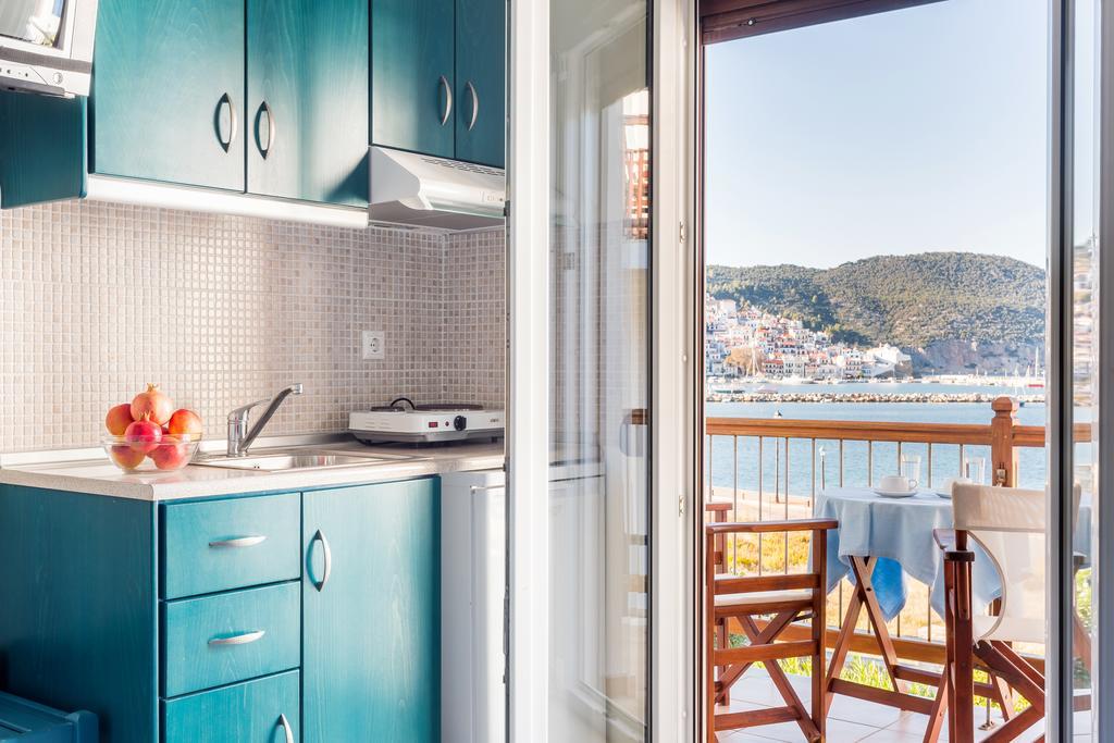 Antonios Skopelos Studios Apartments Exterior photo