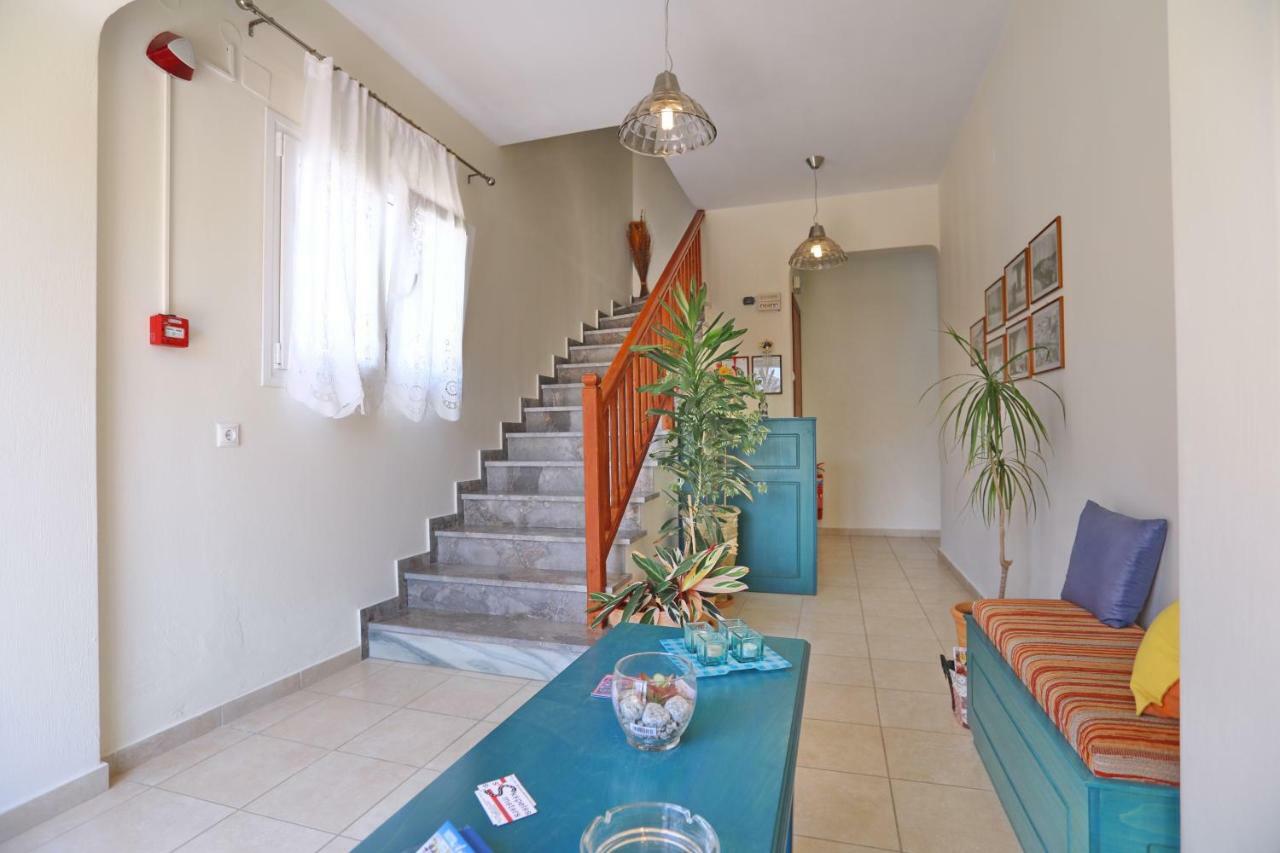 Antonios Skopelos Studios Apartments Exterior photo