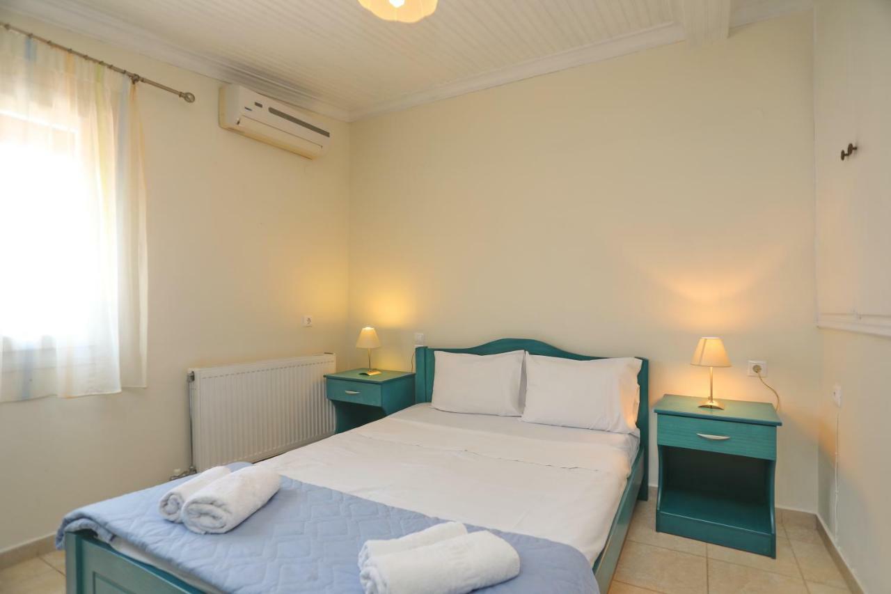 Antonios Skopelos Studios Apartments Exterior photo